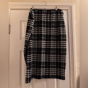 SHEIN Black and White Checkered Pencil Skirt